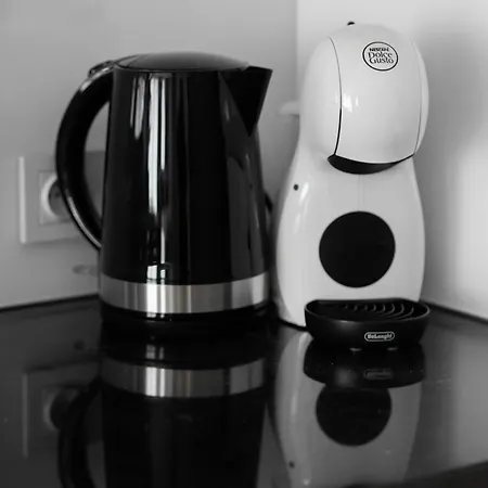 Fabulous Close To Paley And Medicover With Courtyard View Апартаменты *