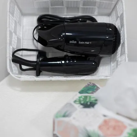 Fabulous Close To Paley And Medicover With Courtyard View Апартаменты *