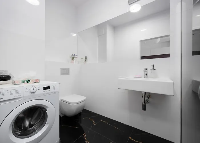 Apartament Fabulous Close To Paley And Medicover With Courtyard View