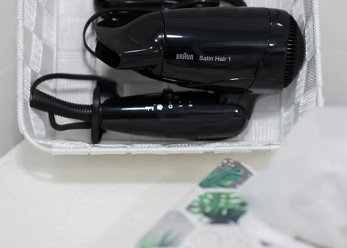 Fabulous Close To Paley And Medicover With Courtyard View Apartament *